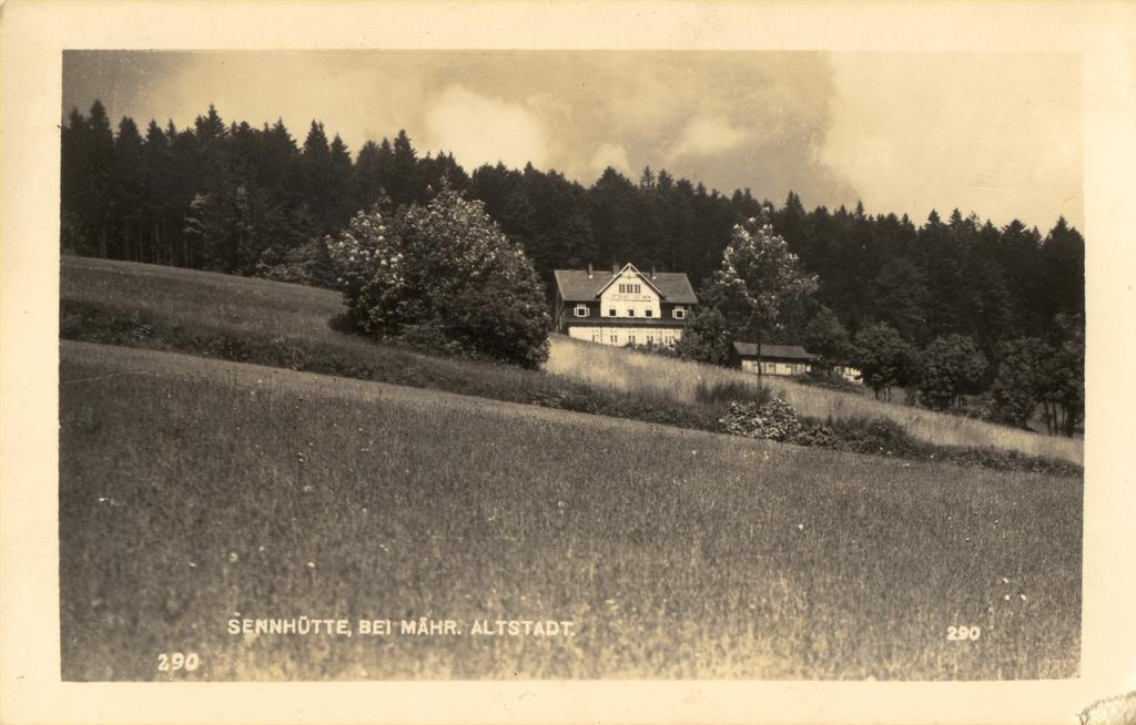 Hôtel Horska Chata Navrsi à Staré Město Extérieur photo